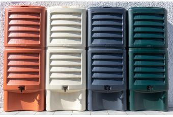 Wasserfässer / Regentonnen